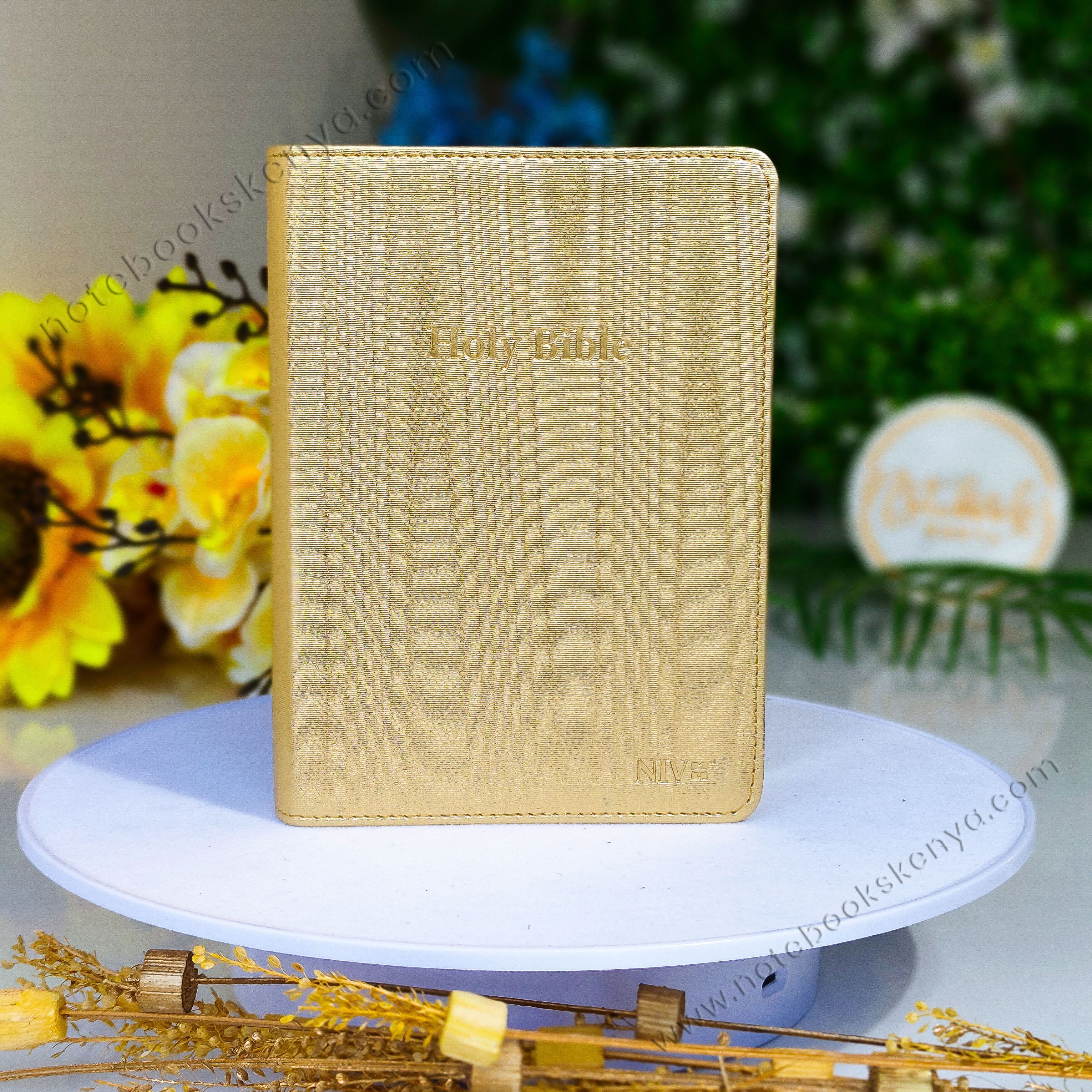 Elegant and Portable | Gold NIV Pocket Bible with Index Tabs– PU Leather  | New International Version(NIV) | Gift | Concordance Bible | Thumb Indexed Bible | Small Bible | Words In Red