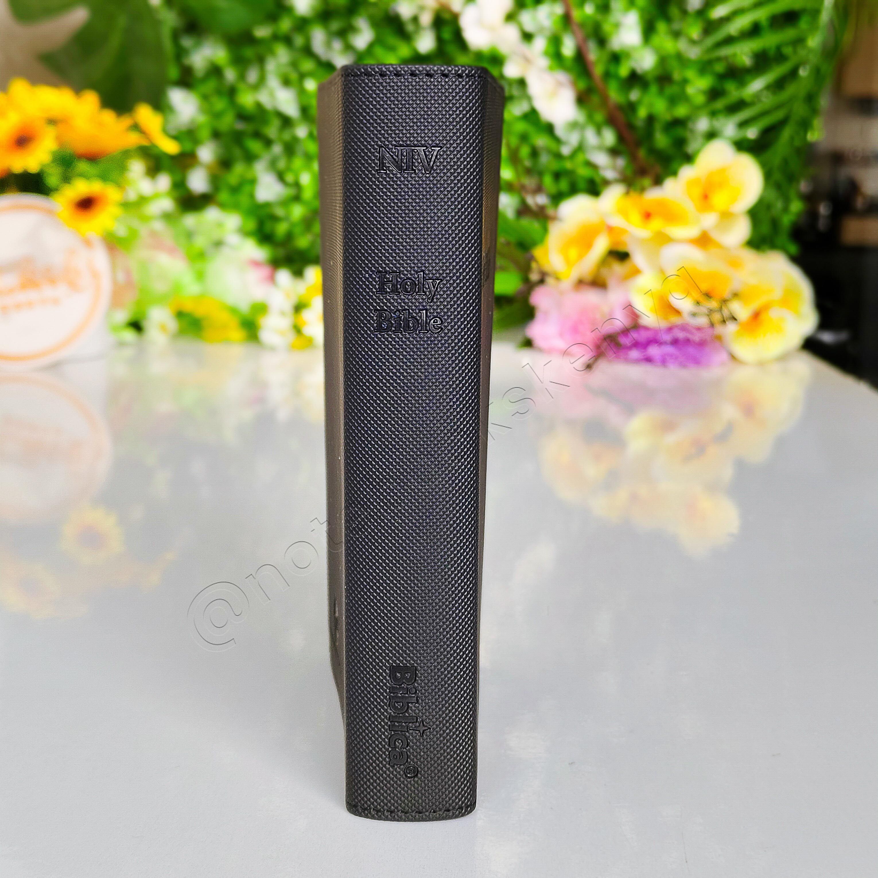 Elegant and Portable | Black NIV Pocket Bible with Index Tabs– PU Leather  | New International Version(NIV) | Gift | Concordance Bible | Thumb Indexed Bible | Small Bible | Words In Red