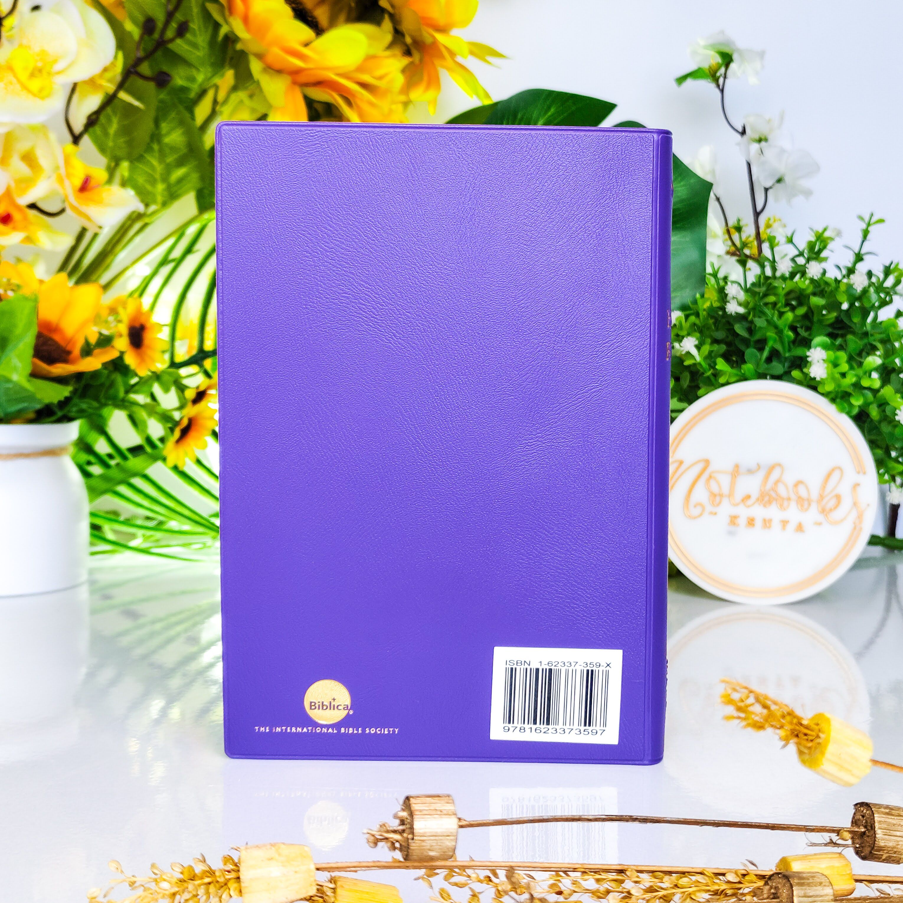 NIV Standard Bible | Purple Vinyl Leather (Gold Lettering) | Christian Bible NIV | The New International Version (NIV) | Gift Idea | Pink Bible | Blue Bible | Bible with Button