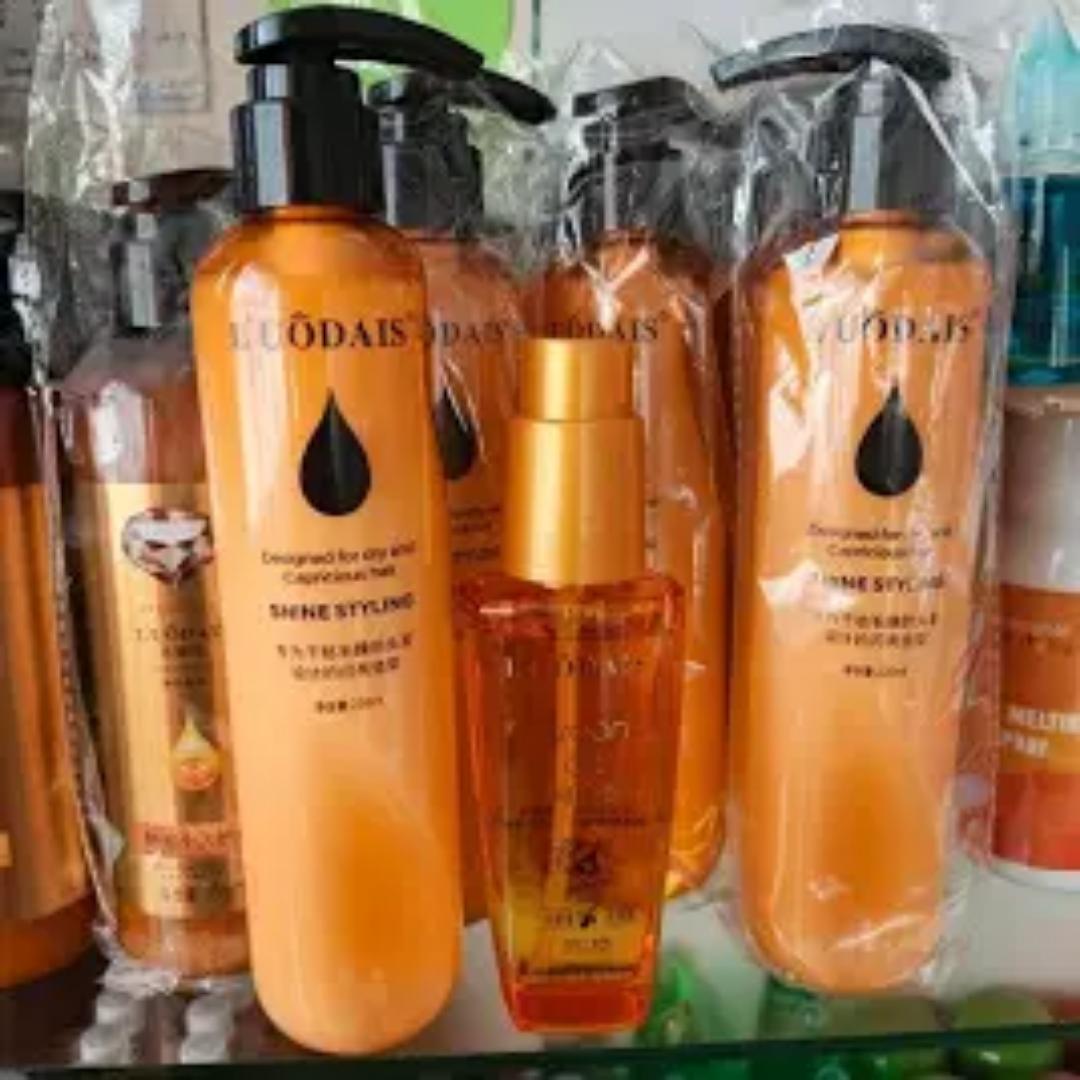 Human Hair kinky curly wig and a Maintainance oil