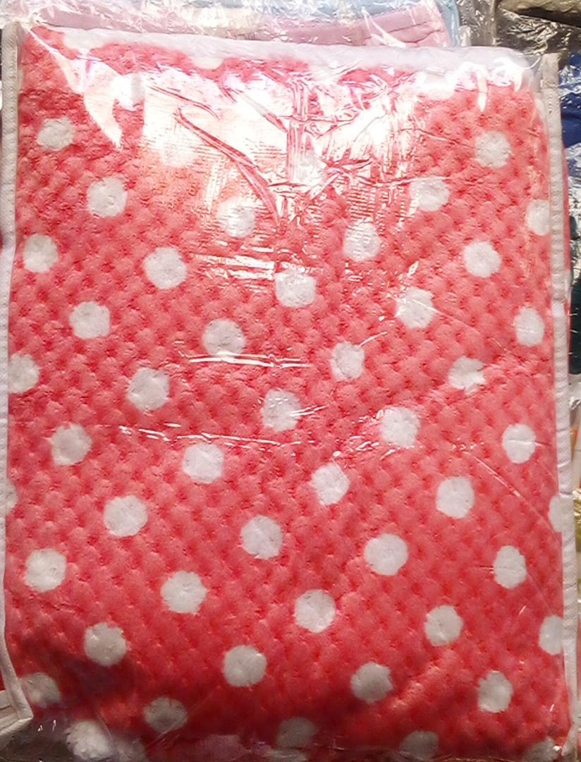 warm Dotted baby blanket+ soft care small 48 pieces baby diaper+2 newborn baby vests + 2 newborn baby socks