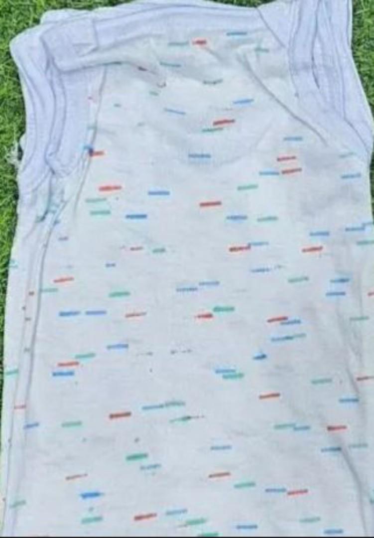 warm Dotted baby blanket+ soft care small 48 pieces baby diaper+2 newborn baby vests + 2 newborn baby socks