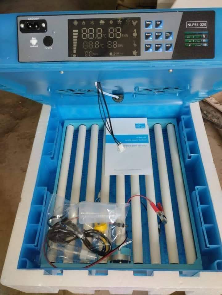 64 EGGS AUTOMATIC INCUBATOR
