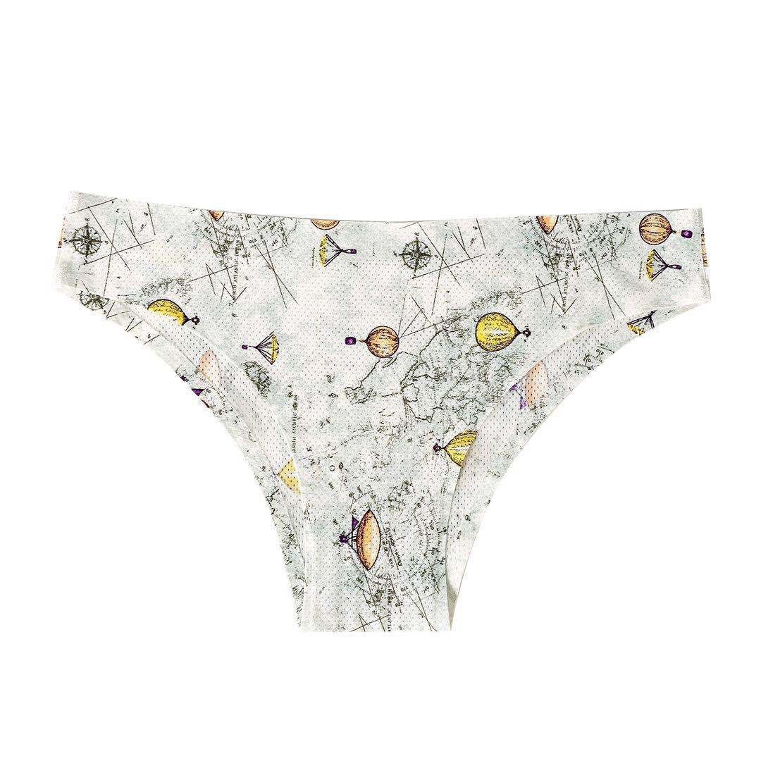 New listing 4 sets of women's printed triangle panties low waisted breathable comfortable hip lifting ladies thong seamless printed elastic panties seductive hot cotton file sexy girls bikini