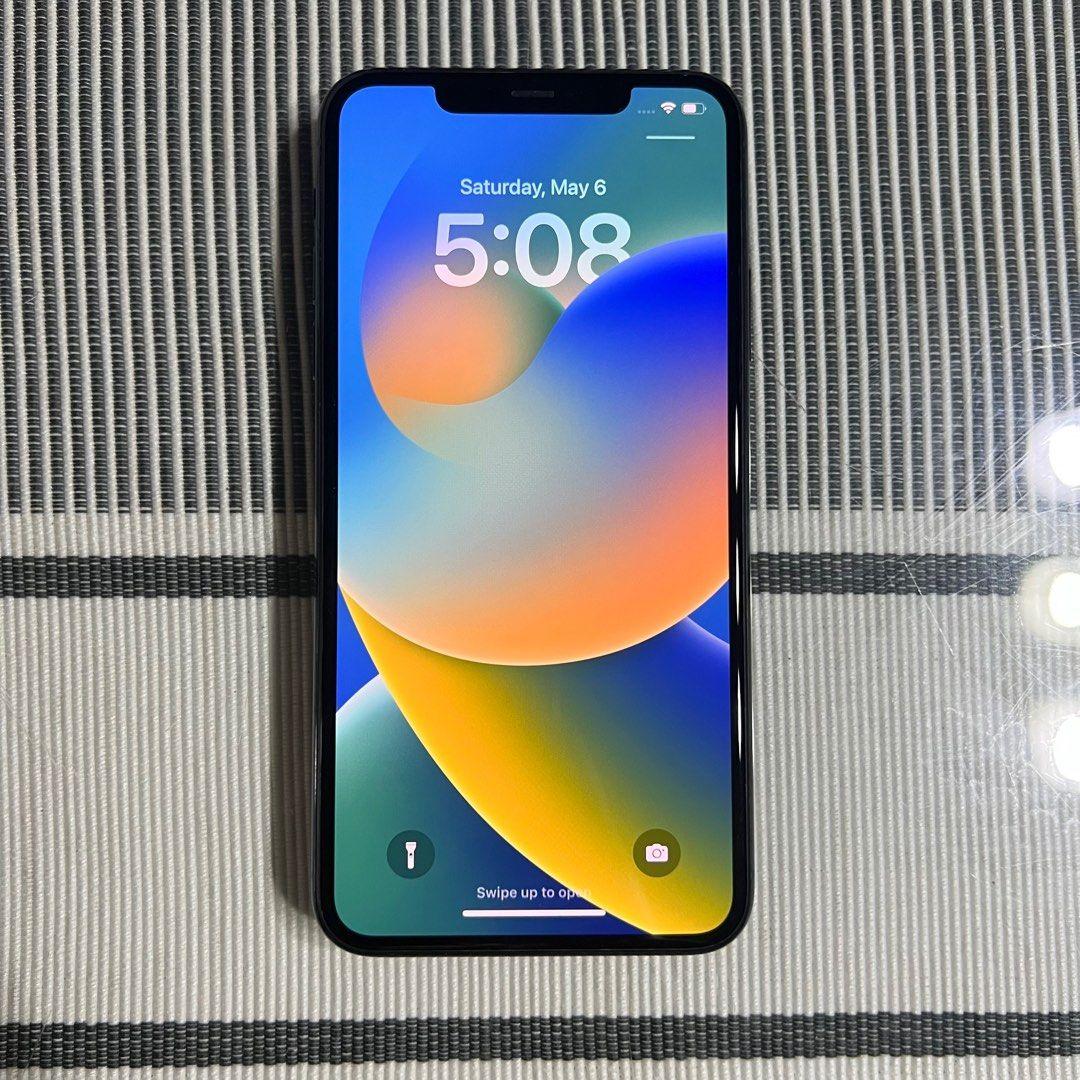 Apple iPhone 11 Pro Max 256GB Certified - Featuring a Stunning Pro Display, A13 Bionic, Cutting-Edge Pro Camera System and Longest Battery Life Ever in iPhone with iPhone 11 Pro Max