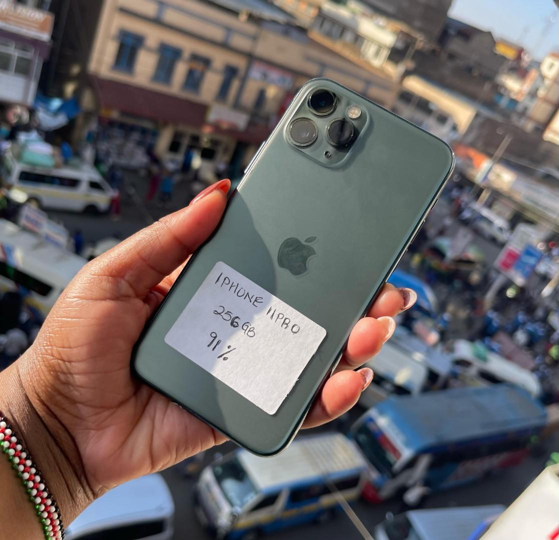 ALL ORIGINAL Apple iPhone 11 Pro Max, US Version, 256GB, Midnight - Unlocked