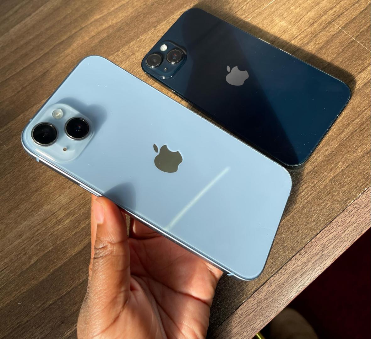 Apple Iphone 14 Plus
128GB. REFURB (LOOKS NEW) TRUETONE ✔️ SUPER RETINA XDR OLED ,,80%_100 BATTERY HEALTH. ALL ORIGINAL UNLOCKED
