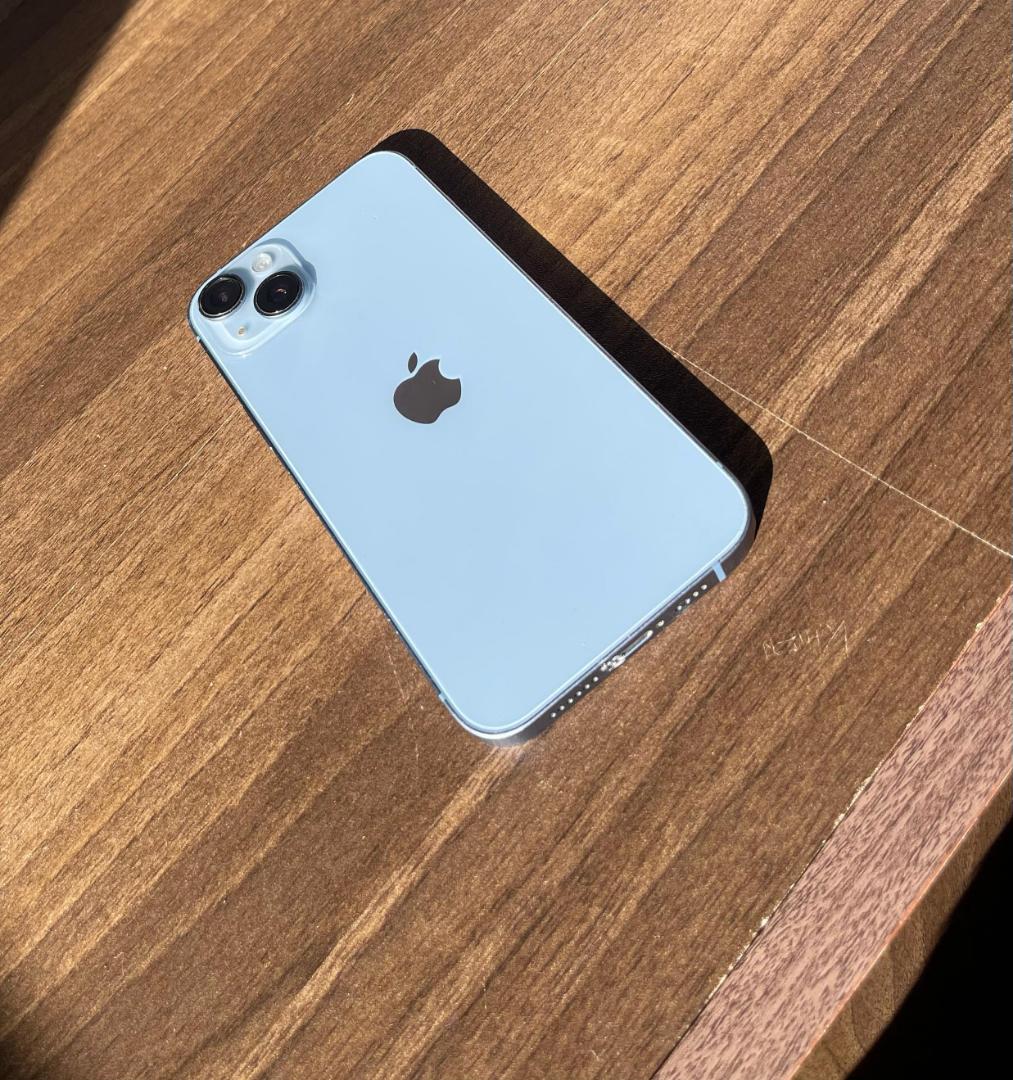 Apple Iphone 14 Plus
128GB. REFURB (LOOKS NEW) TRUETONE ✔️ SUPER RETINA XDR OLED ,,80%_100 BATTERY HEALTH. ALL ORIGINAL UNLOCKED