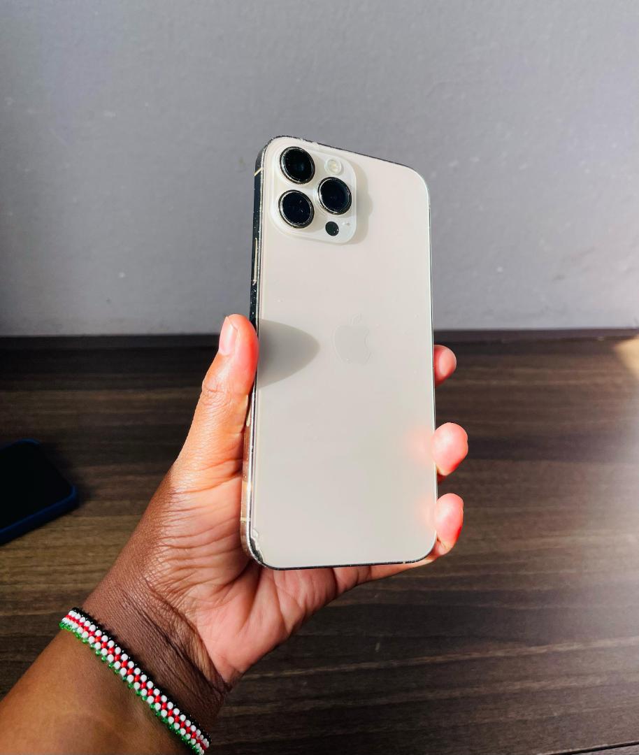 Apple iPhone 13 Pro Max, 128GB, Sierra Blue - Unlocked (Renewed) This product will have a battery which exceeds 80% capacity relative to new.
