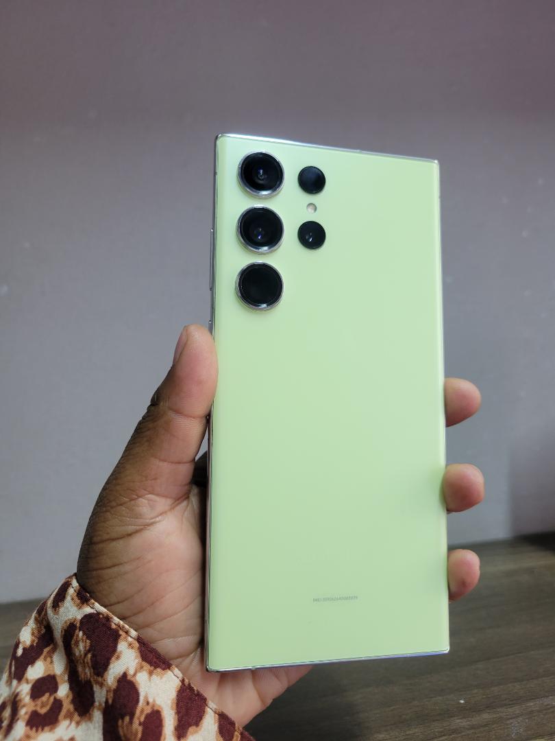 SAMSUNG Galaxy S23 Ultra Series AI Phone, Unlocked Android Smartphone, 1 TB Storage, 12GB RAM, 200MP Camera, Night Mode, Long Battery Life, S Pen, US Version, 2023, Green