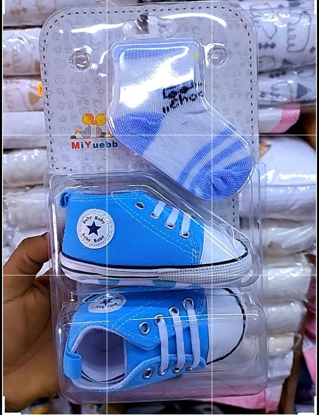 Baby Pre-Walkers with a Pair of Socks – Soft Sole, Non-Slip First Shoes for Infants and Toddlers