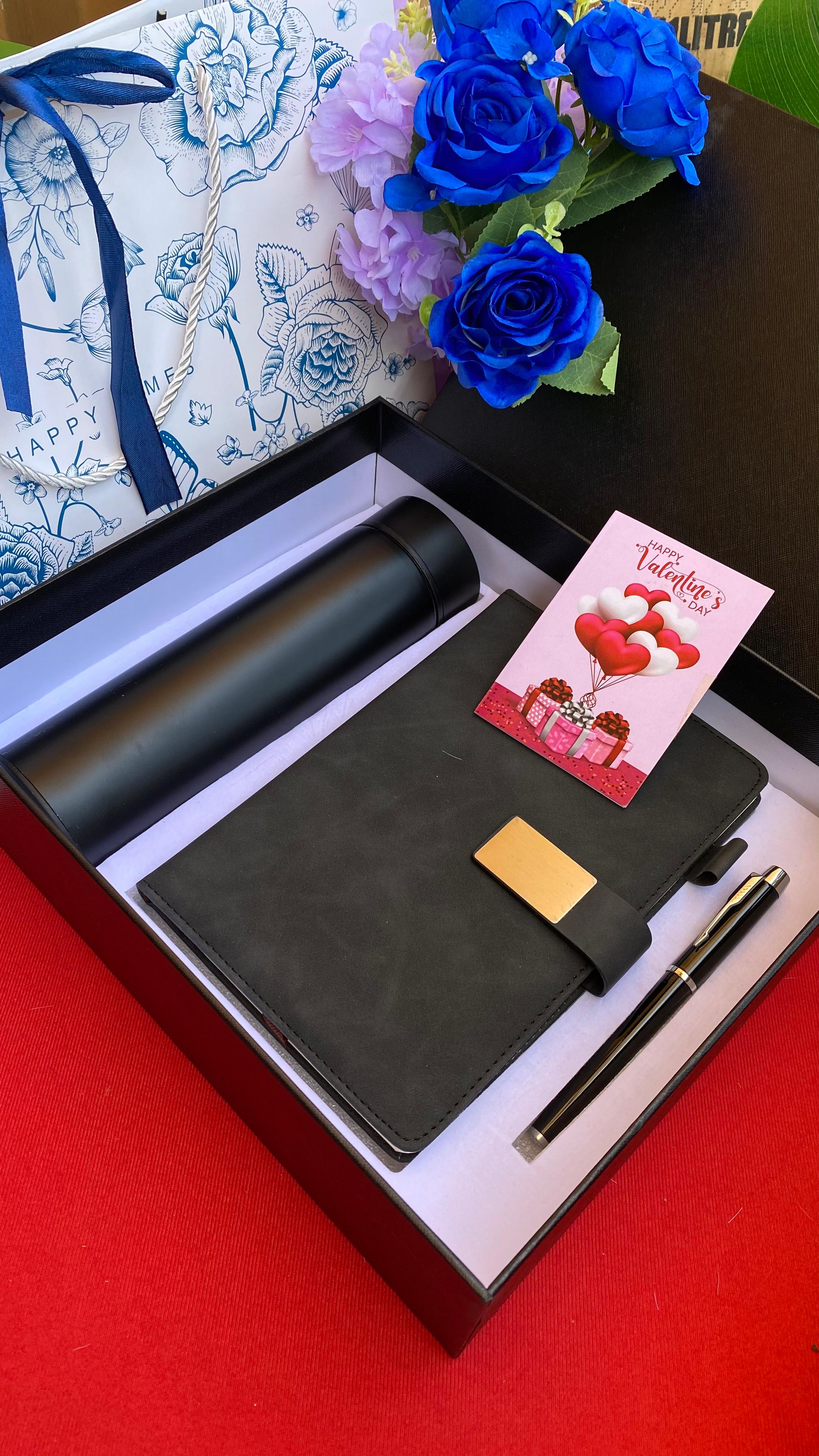 MEN VALENTINES GIFT PACK 

🔹Insulated bottle
🔹Executive pen
🔹Executive Note book

✅CARD &BAG
