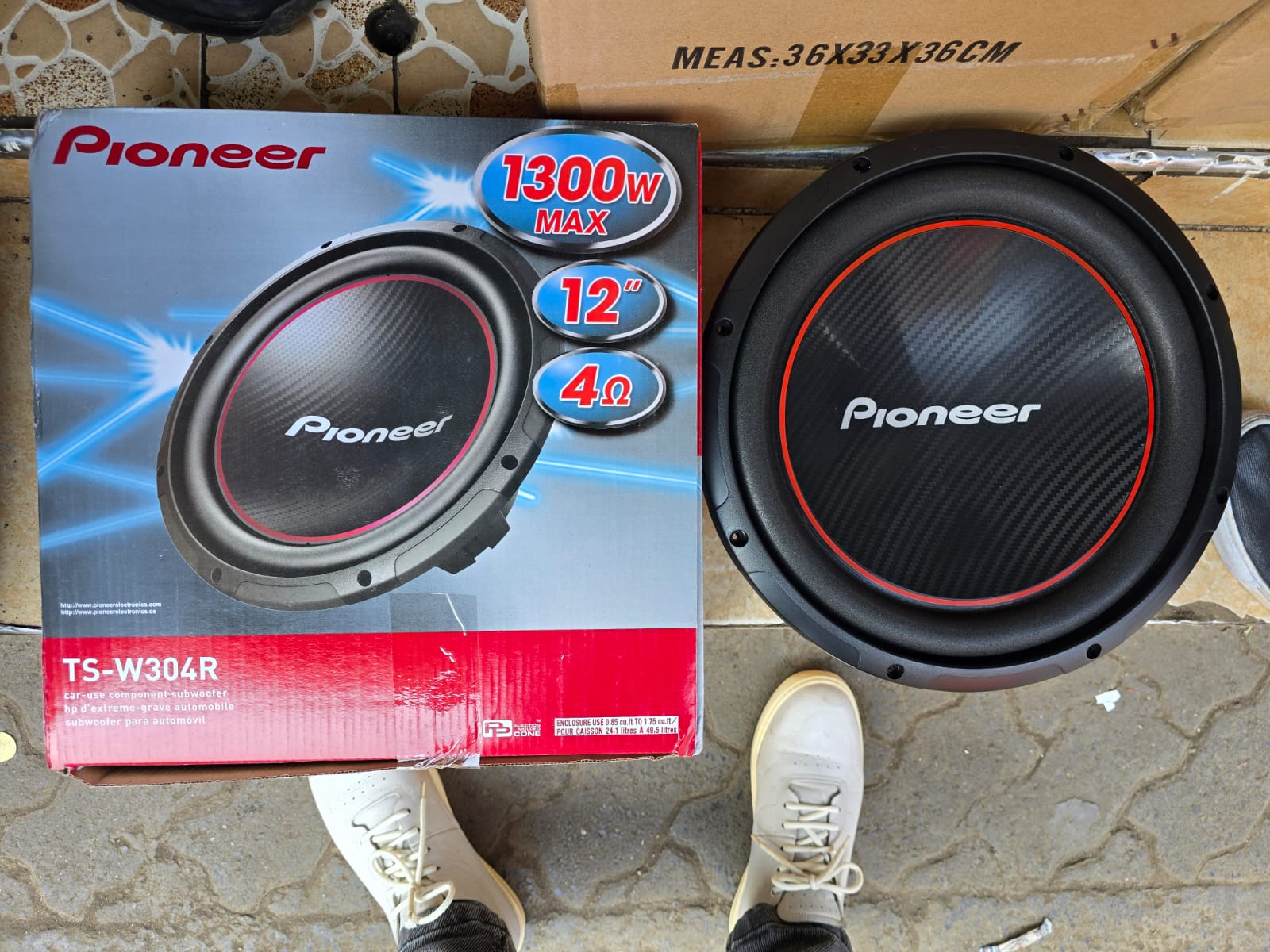 Pioneer 12″ TSW304 Subwoofer — Deep Bass, Powerful Performance 🔊
Bring your music to life with the Pioneer 12‑inch TSW304 Subwoofer — engineered to deliver rich, deep, and punchy bass that transforms