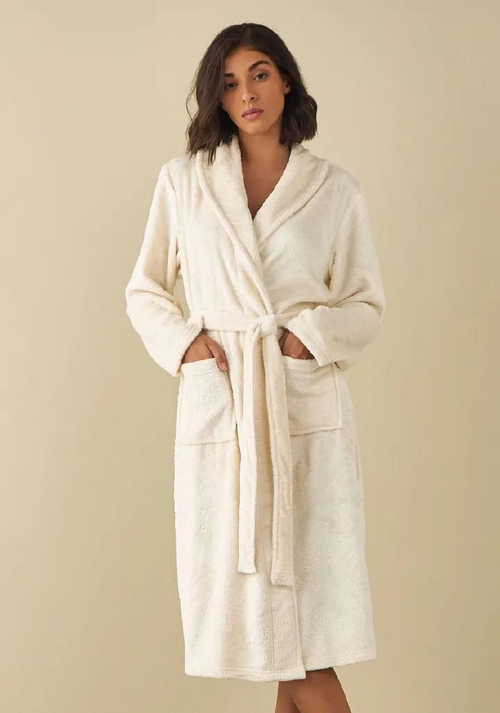 Bathrobes 🍂🍂🍂
Wrap yourself in pure comfort with these cosy and soft cotton bathrobes — perfect for relaxing at home after a shower or lounging in style.
✨ Features:
✨ Super cosy & soft – Gentle an