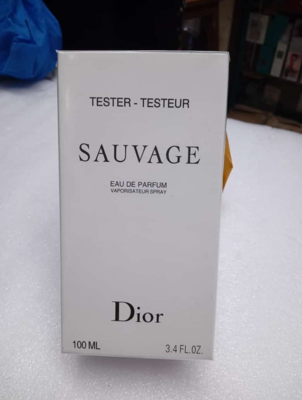 🥳🥳BE THE EPITOME OF OPULENCE 😇😇 New Christian Dior Sauvage Dior Eau De Parfum -100ml. It is long lasting as it contains the highest concentration of fragrance oils giving it a very good projection