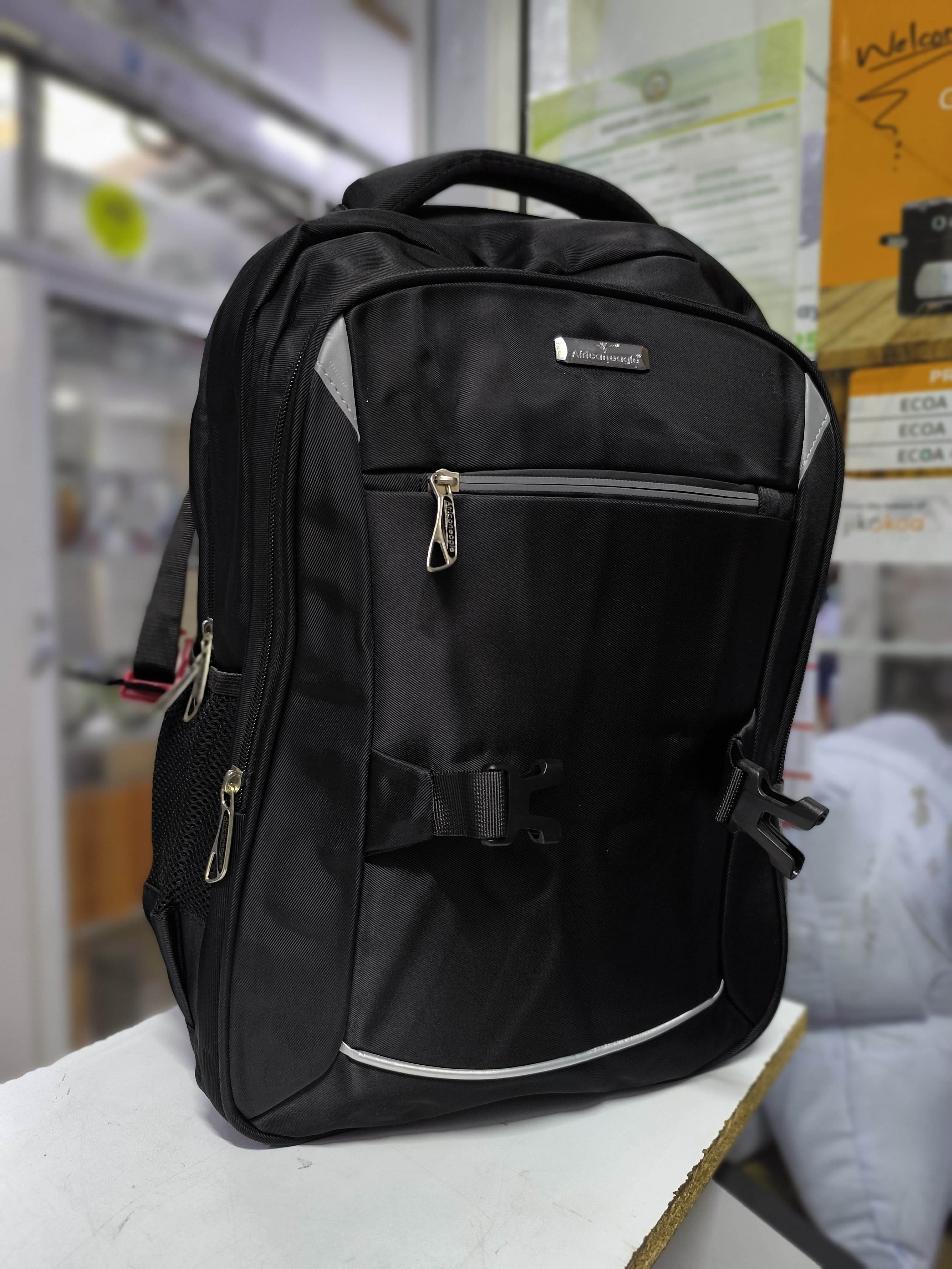 *New in* ‼️‼️ *quality large capacity backpack* .

Size : *42cm by 28cm*.

 

 *Perfect for grade 6-8/highschool students* .



 *Fit's a laptop perfectly*

 

 *Price* : *Discount



  *Colors as pos