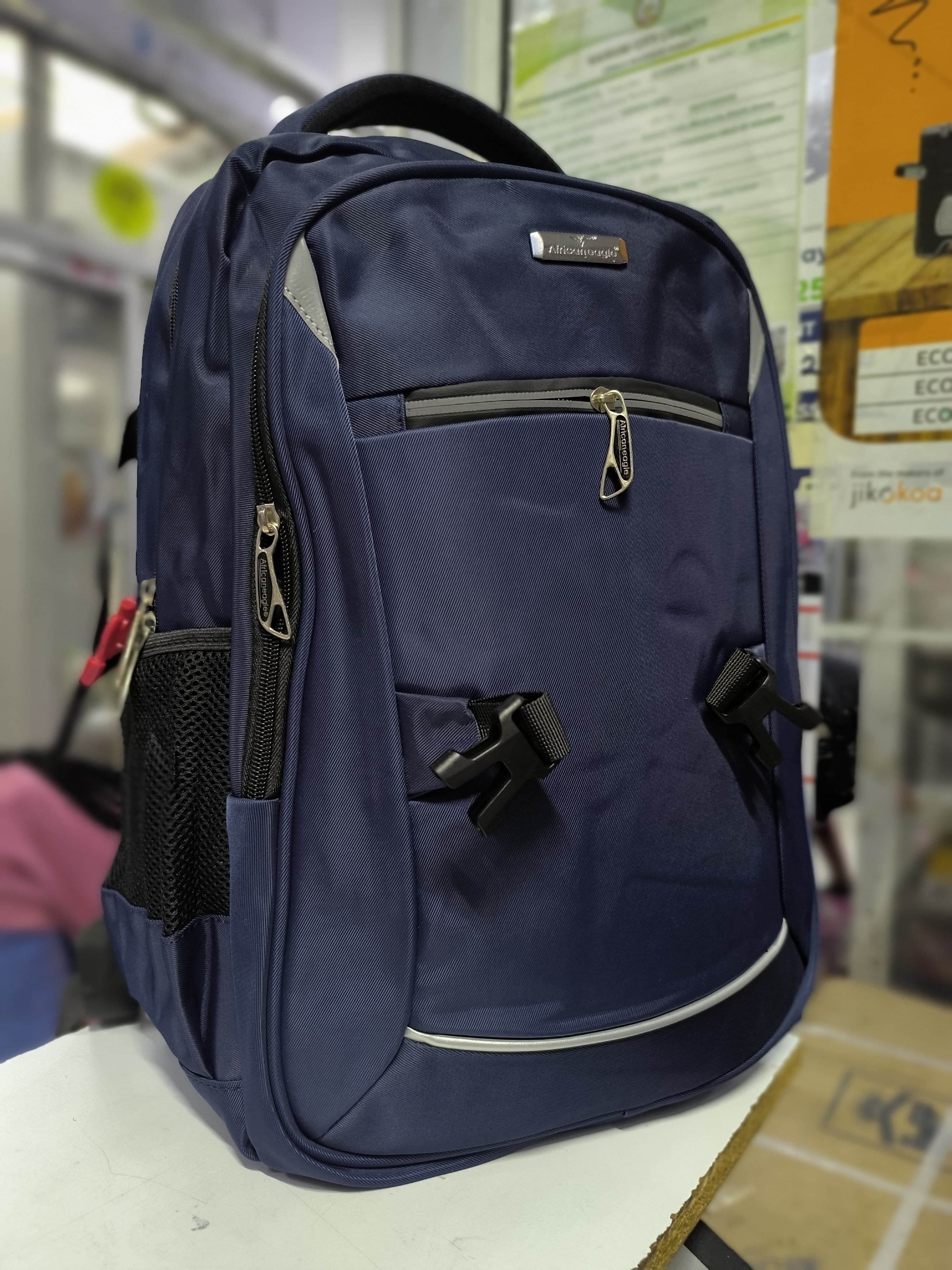*New in* ‼️‼️ *quality large capacity backpack* .

Size : *42cm by 28cm*.

 

 *Perfect for grade 6-8/highschool students* .



 *Fit's a laptop perfectly*

 

 *Price* : *Discount



  *Colors as pos