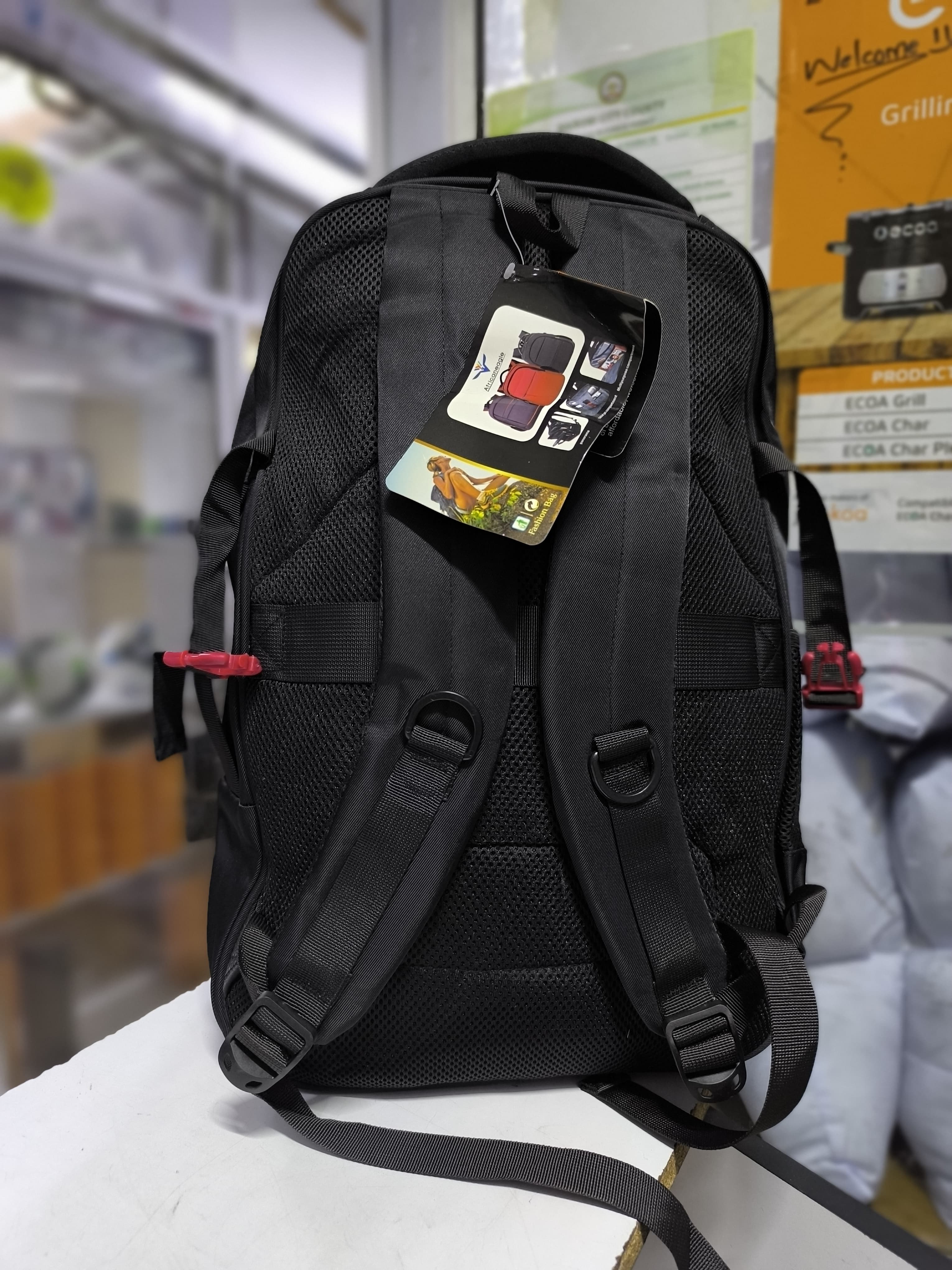 *New in* ‼️‼️ *quality large capacity backpack* .

Size : *42cm by 28cm*.

 

 *Perfect for grade 6-8/highschool students* .



 *Fit's a laptop perfectly*

 

 *Price* : *Discount



  *Colors as pos
