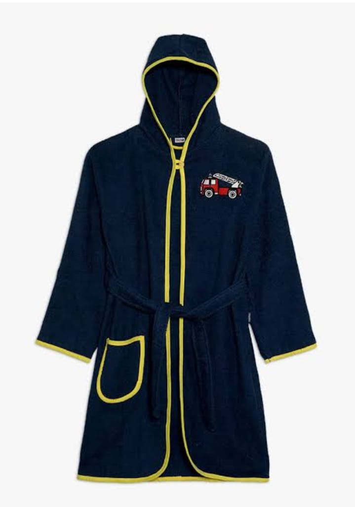 Kids Bath robes

Sizes 2 - 12 years

Description
This is what every little boy or girl  needs to feel comfortable, warm, and positive about bath time. Made of high quality polyester microfleece. Feels