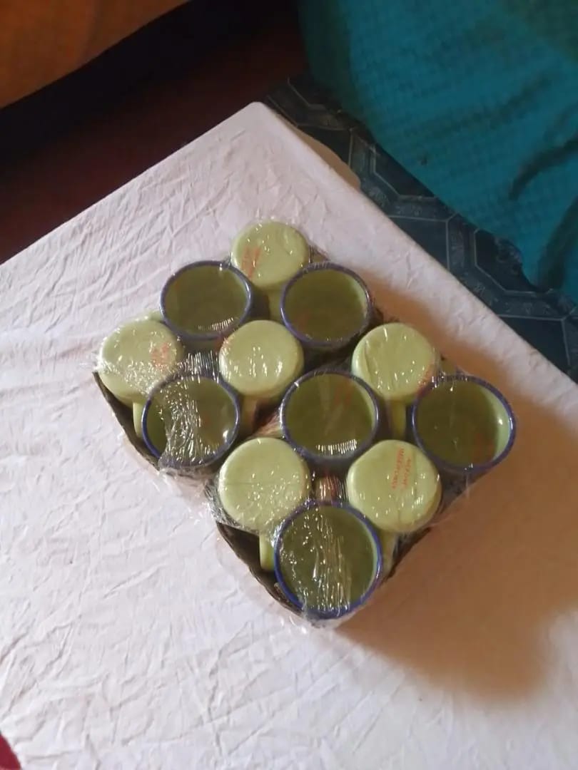 Enamel Mug Cups - 6 PcsMULTI-USE: These enamel mugs can be served as coffee cups, tea cup, milk cup, iced beer mug, beverages cups, drink water mug, soup mug, Pe