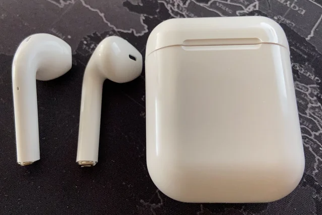 TWS Airpods Twins Bluetooth Earbuds Original I14 Airpods/Headphones/Earphones. Bluetooth V5.0 Earphone Touch Sensor True Stereo 10m Transmission Built in Mic Earbuds with Charging Case