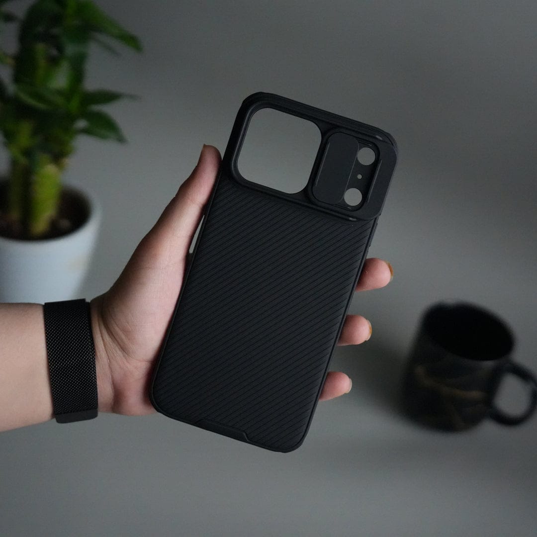 Nillkin Cam Shield Pro Case/Cover for iPhone 17 Pro Max/17 /16 Pro Max/16/ 15 Pro Max/ 15/ 14 Pro Max/ 14/ 13 Pro Max/ 13/ 12 Pro Max/ 12/ 11 Pro Max/ 11 Case with Sliding Camera Shield lens protector