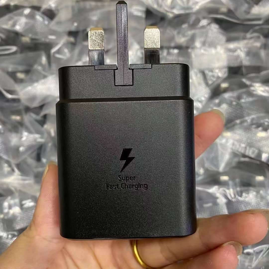 Samsung Galaxy Fast Charger 45W USB C type c to c full Wall Charger Super Fast Adapter Android Phone Charger for Galaxy A17 A07 A16 A15 5G A14 A13 A56 A36 A26 A55 A06 A05s S26 S25 Ultra S24 S23 S22