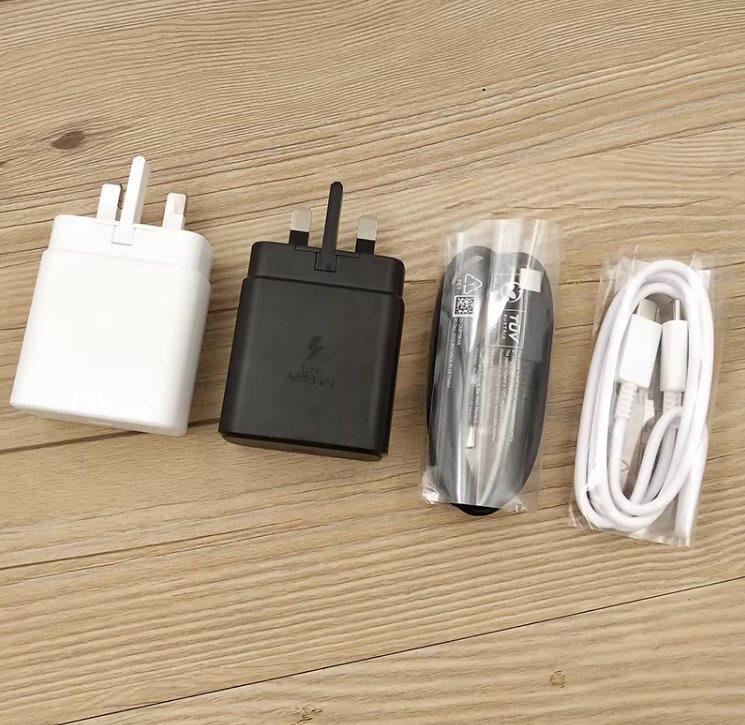 Samsung Galaxy Fast Charger 45W USB C type c to c full Wall Charger Super Fast Adapter Android Phone Charger for Galaxy A17 A07 A16 A15 5G A14 A13 A56 A36 A26 A55 A06 A05s S26 S25 Ultra S24 S23 S22