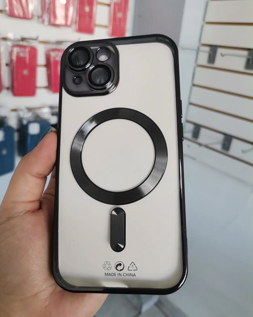 Apple iPhone 17, 16 Pro Max, 16 Pro, 16, 15 Pro Max, 15 Pro, 15, 14 Pro Max, 14 Pro, 14, 13 Pro Max, 13 Pro, 13, 12 Pro Max, 12 Pro, 12, 11 Pro Max, 11 Pro, 11 Case/Cover Magsafe charging Lens Protec