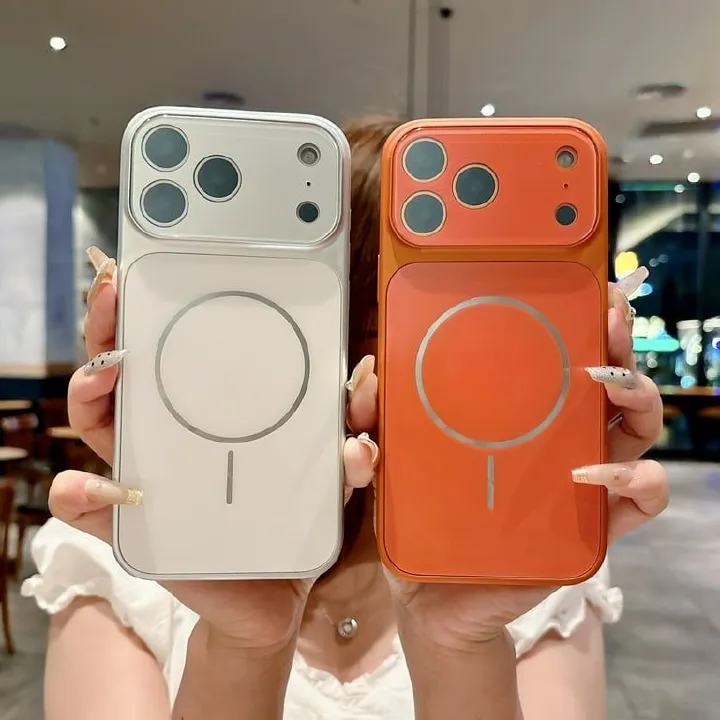 Apple iphone 17 Pro Max Clear Magsafe Cover/Case Luxury Magsafe Lens protectors for  iPhone17 Pro Max