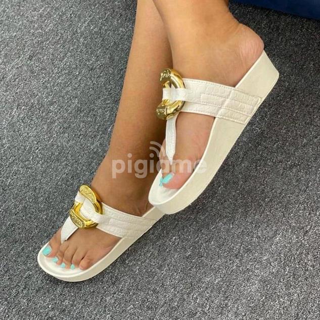 New arrival Women's Shoes Slippers Latest sandals  Large Size Women Shoes Beach Thong Wedge Heel Sandals Ladies Slippers Flip-Flops Fashion Open sandals  Lady Shoe 37-42