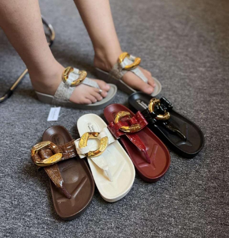 New arrival Women's Shoes Slippers Latest sandals  Large Size Women Shoes Beach Thong Wedge Heel Sandals Ladies Slippers Flip-Flops Fashion Open sandals  Lady Shoe 37-42
