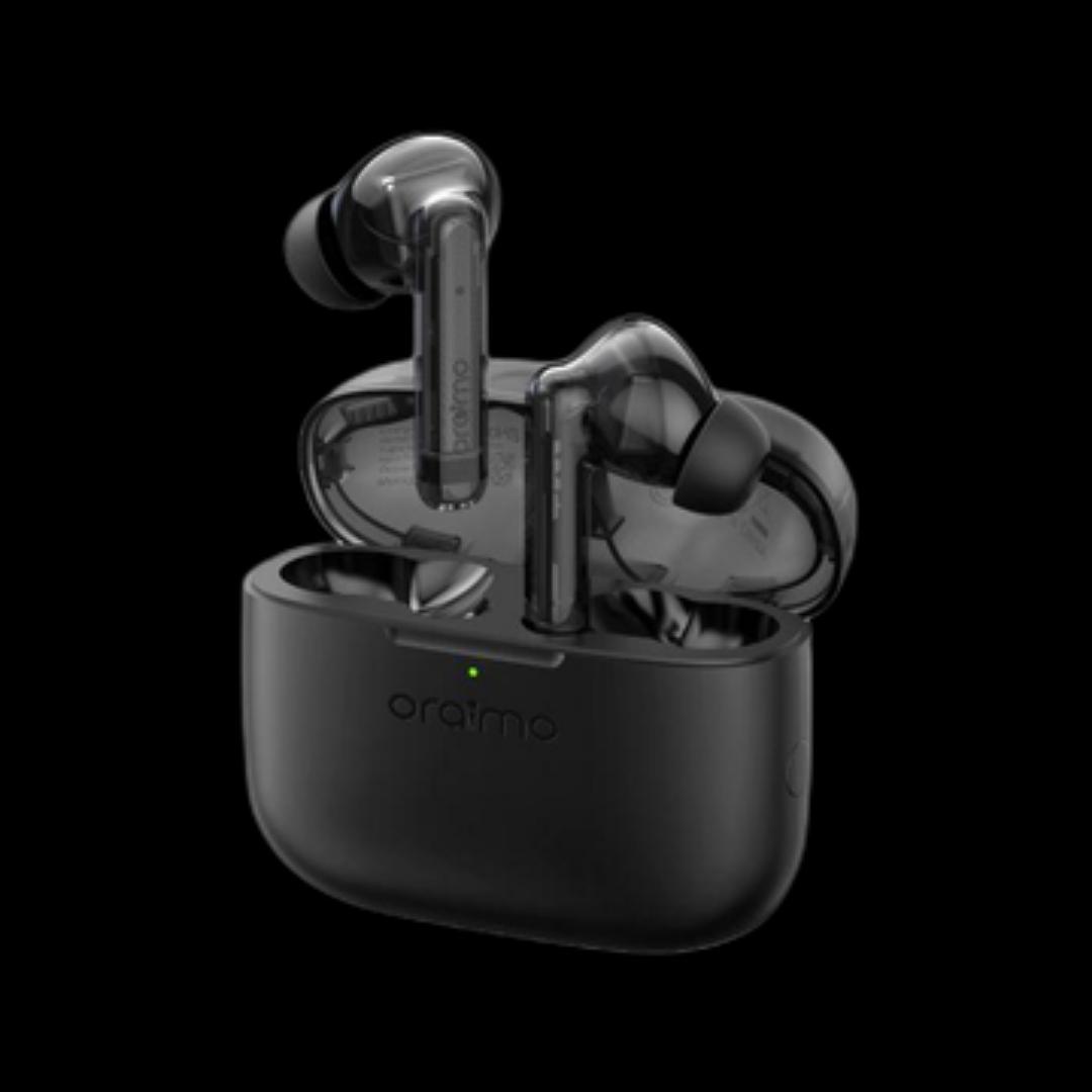 Oraimo heavy bass Earpods with rubber earbuds fast charging and 40 hours playtime/talk time