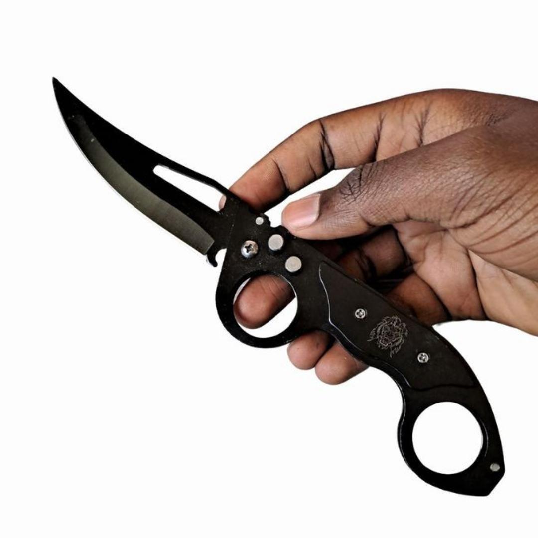 Foldable indoor and outdoor pocket knife which is stainless steel 22 centimeters long