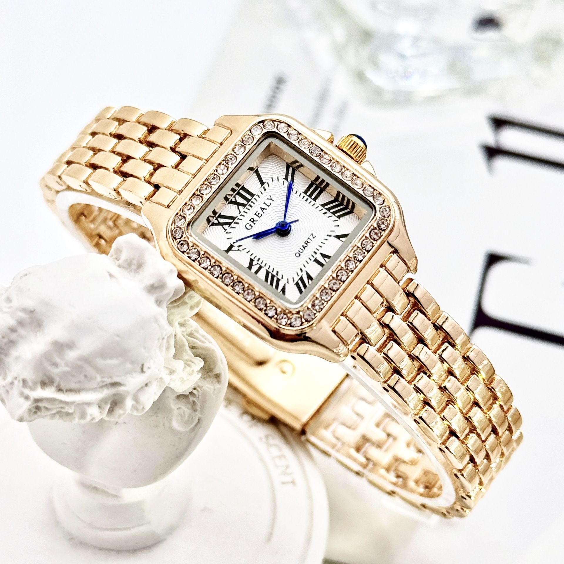 Women Watch Light Luxury Brand Business Gold Stainless Steel Ladies Fashion Quartz Watches Female Clock Bracelet Wristwatch