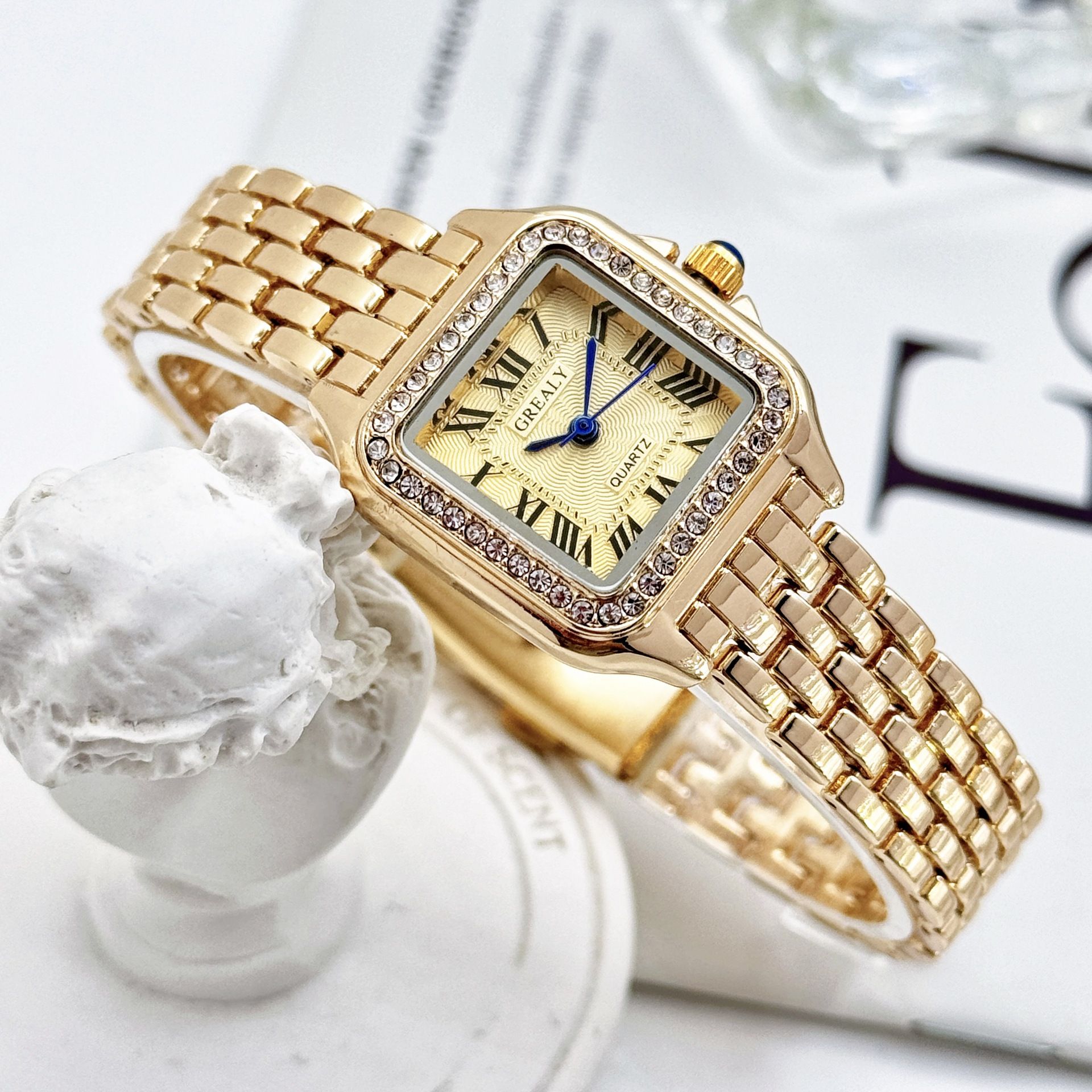 Women Watch Light Luxury Brand Business Gold Stainless Steel Ladies Fashion Quartz Watches Female Clock Bracelet Wristwatch