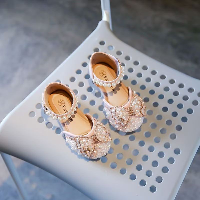 Kids shoes fashion shoes Bow tie girl leather shoes Princess shoes for children Children's shoes Student casual Sandals shoes