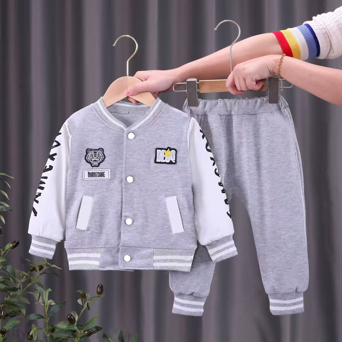 Baby Autumn Set  New Boys Spring and Autumn Fashionable Two Piece Set 0-1-5 Years Old