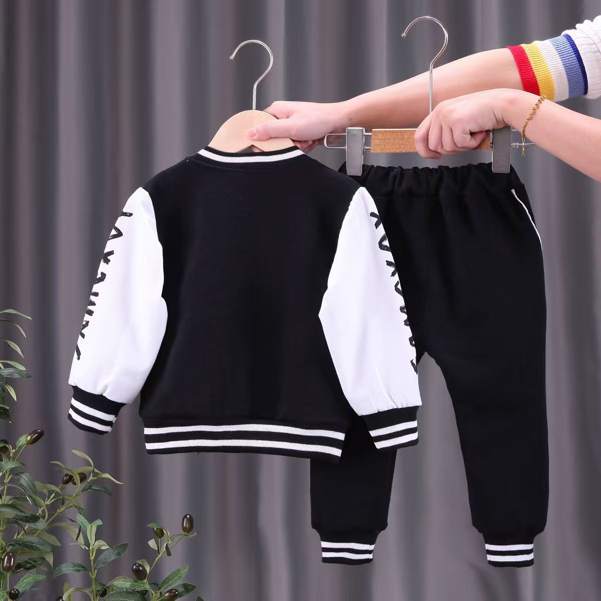 Baby Autumn Set  New Boys Spring and Autumn Fashionable Two Piece Set 0-1-5 Years Old