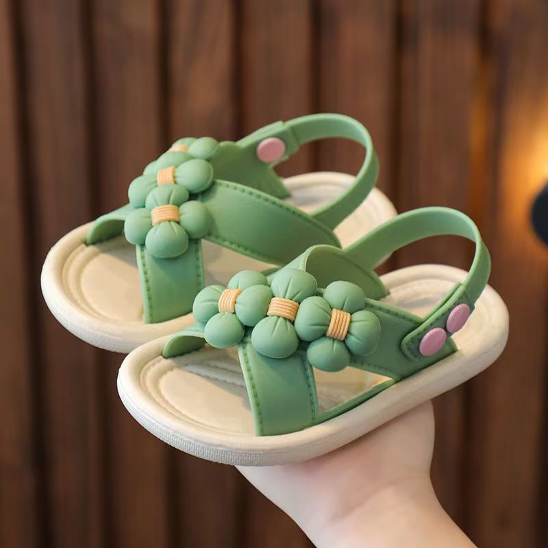 Kid Shoes Children's Single Shoes New Summer Girls' Sandals Student Anti Slip Open Toed Girls' Princess Beach Sandals