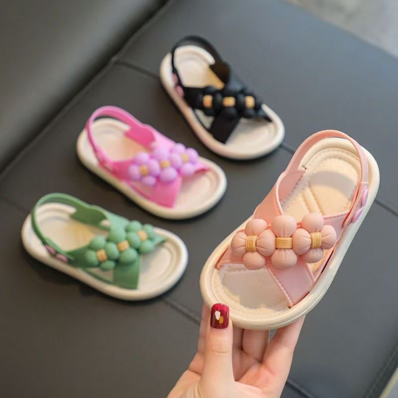 Kid Shoes Children's Single Shoes New Summer Girls' Sandals Student Anti Slip Open Toed Girls' Princess Beach Sandals