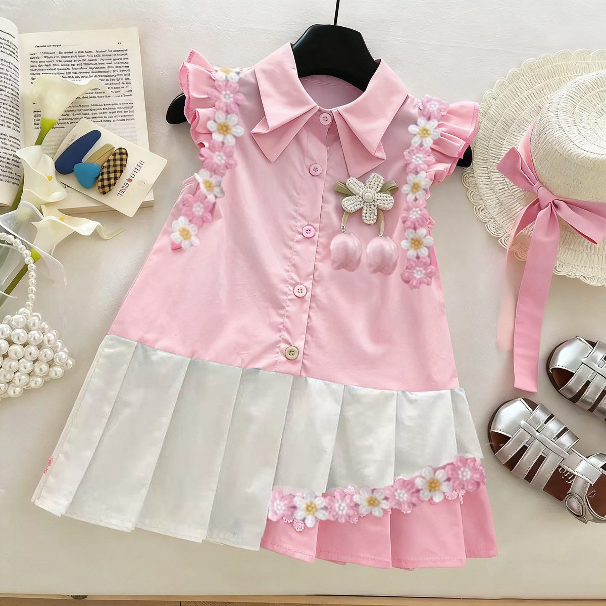 Girls' dress summer new style with small fly sleeves, three-dimensional flower princess dress, baby girl pleated color blocked dress