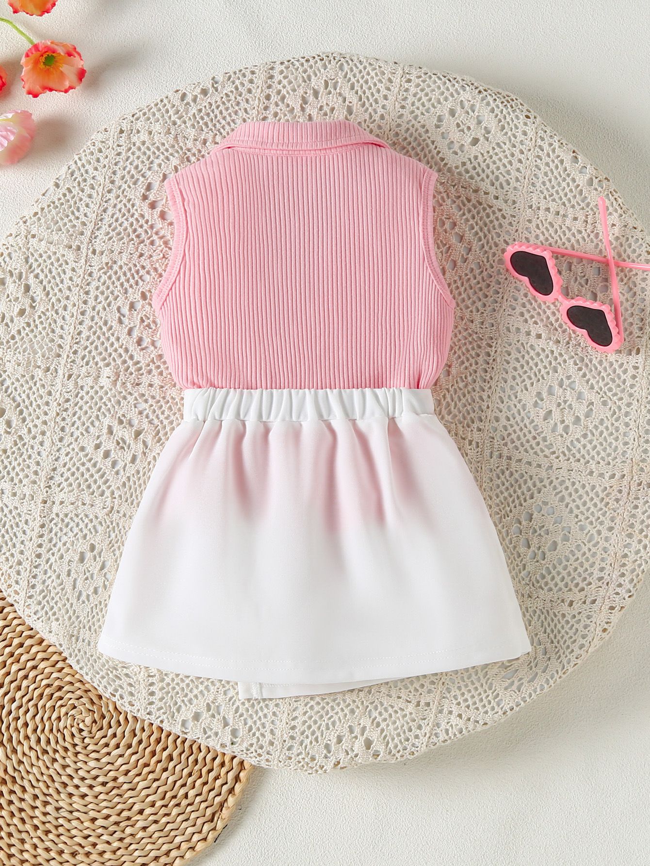 Girl's clothing set V-neck sleeveless pit top+white applique shorts set European and American girl's lapel dress
