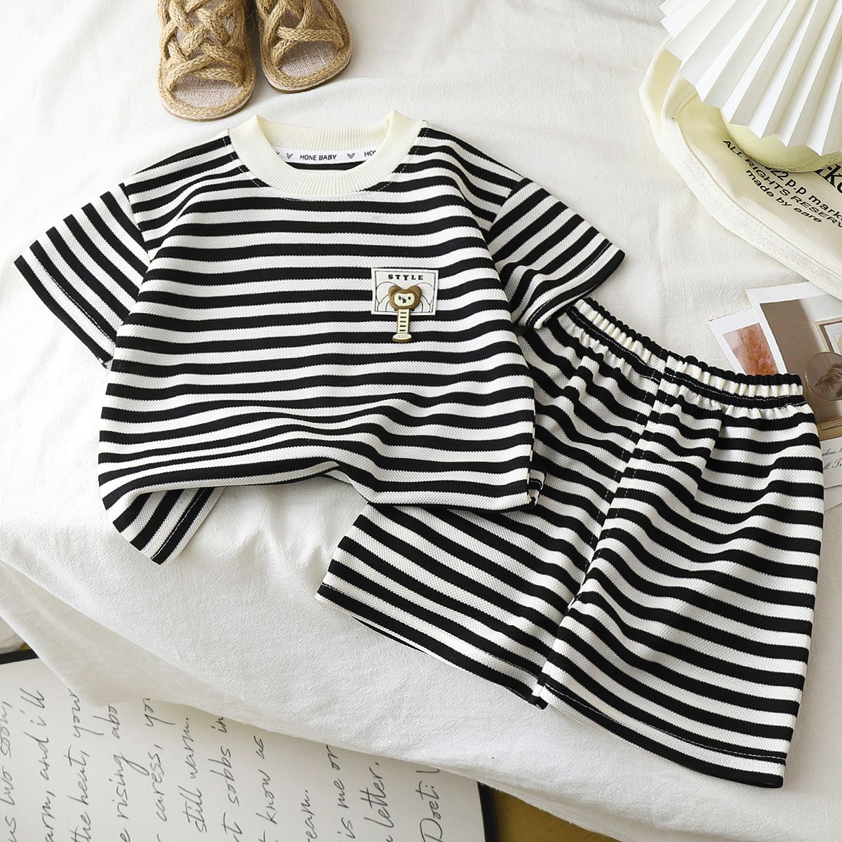 Children's short sleeved set with black and white stripes boys' t-shirt baby's summer children's clothing girls' shorts new baby clothes