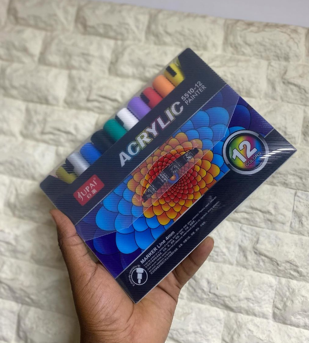 Acrylic markers 12 pieces