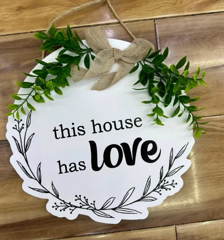 Decorative wall hanging 30cm diameter