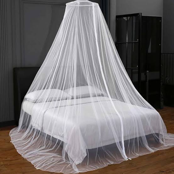 🔅 Small Round Mosquito Net – Protection in Style!

Perfect for School Use: Ideal for children’s beds with its school-size design.
Variety of Colors: Available in blue, white, pink, cream, purple, gre