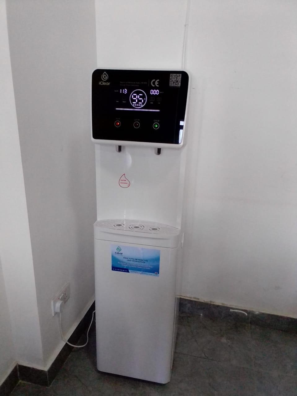 iClear Office Water Purifier | Reverse Osmosis Filter |Over 99.99% Bacteria Removed | Borehole Purifier For Drinking | Hot and Cold | Defluoridation & Desalination | Design From Germany|1Year Warranty