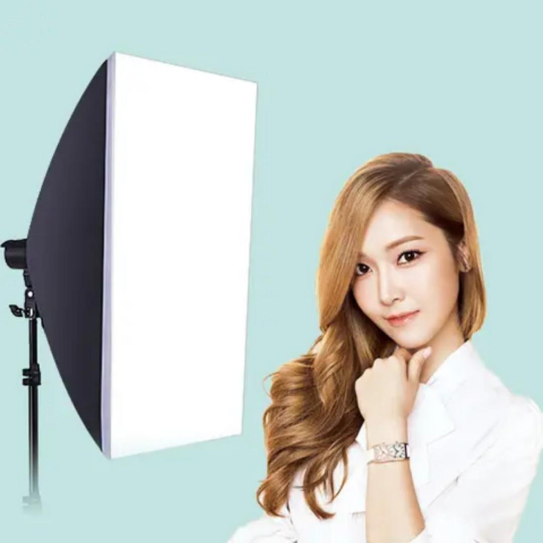 Softbox With  Lamp Holder Socket and Soft Cloth Diffuser for Studio Photography