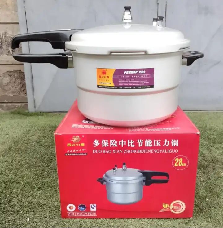 BLACK NOVEMBER DEALS!!!1 Handle Pressure Cooker.2-in-1 design for both regular sufuria and pressure cooking High-quality construction for durability and long-lasting performance Ergonomic handle for